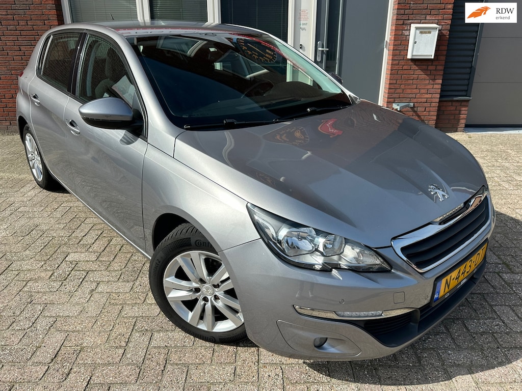 Peugeot 308 1.2 VTi Access / Navi / PDC / Clima / Cruise