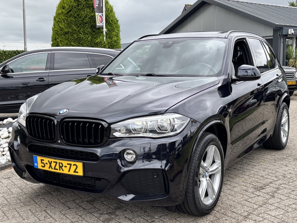 BMW X5 3.0D 2014 M-Pakket 2014 NL Auto Trekhaak Panoramadak