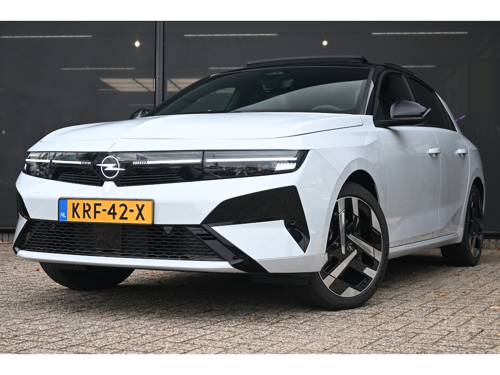 Opel Astra Electric 58 kWh Ultimate DEMO-DEAL! Tot 8 Jaar Garantie! | Schuif/-Kanteldak | Massagestoelen | Adaptive Cruise | Achteruitrijcamera | !!