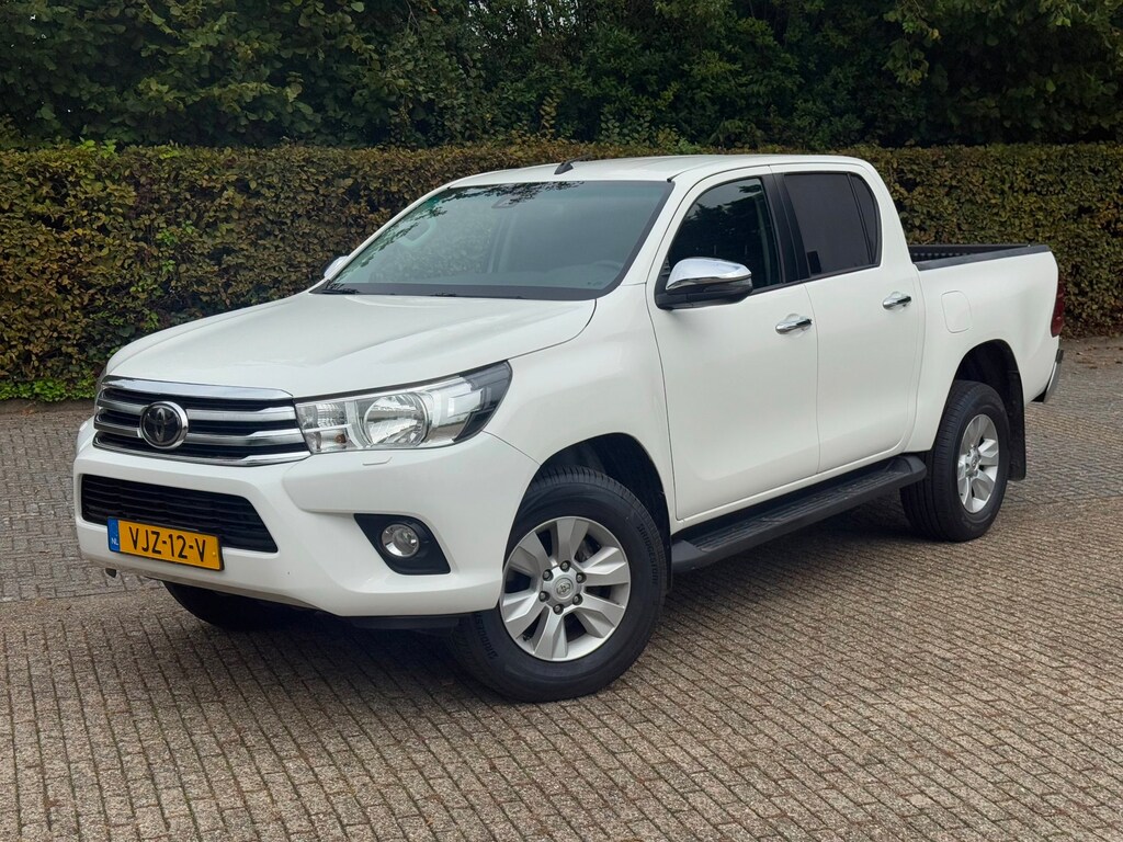 Toyota Hilux Toyota HiLux - 2.4 D-4D Cool Comfort Double Cab Automaat| BTW | Camera | Trekhaak