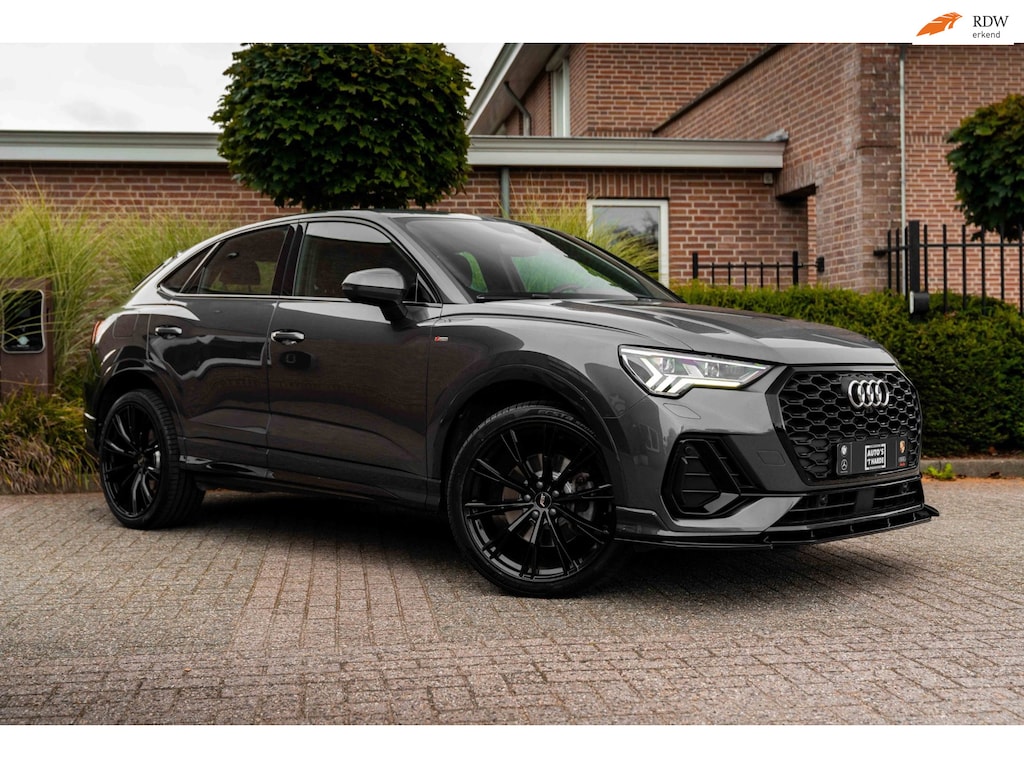 Audi Q3 Sportback 45 TFSI e S Edition 245 PK 3x S-Line SONOS ACC Camera 21'' ABT RSQ3