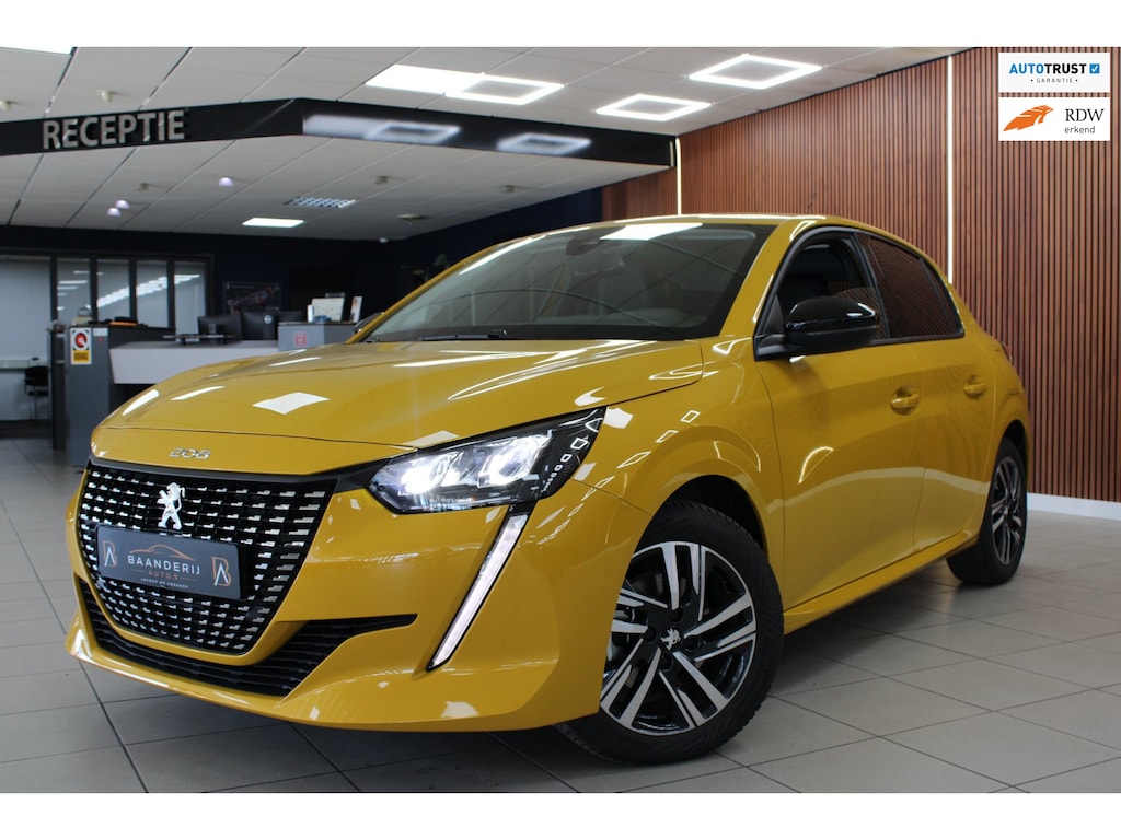 Peugeot 208 1.2 PureTech Allure Automaat | Airco | Cruise control | Carplay | Navi | Parkeer sensoren
