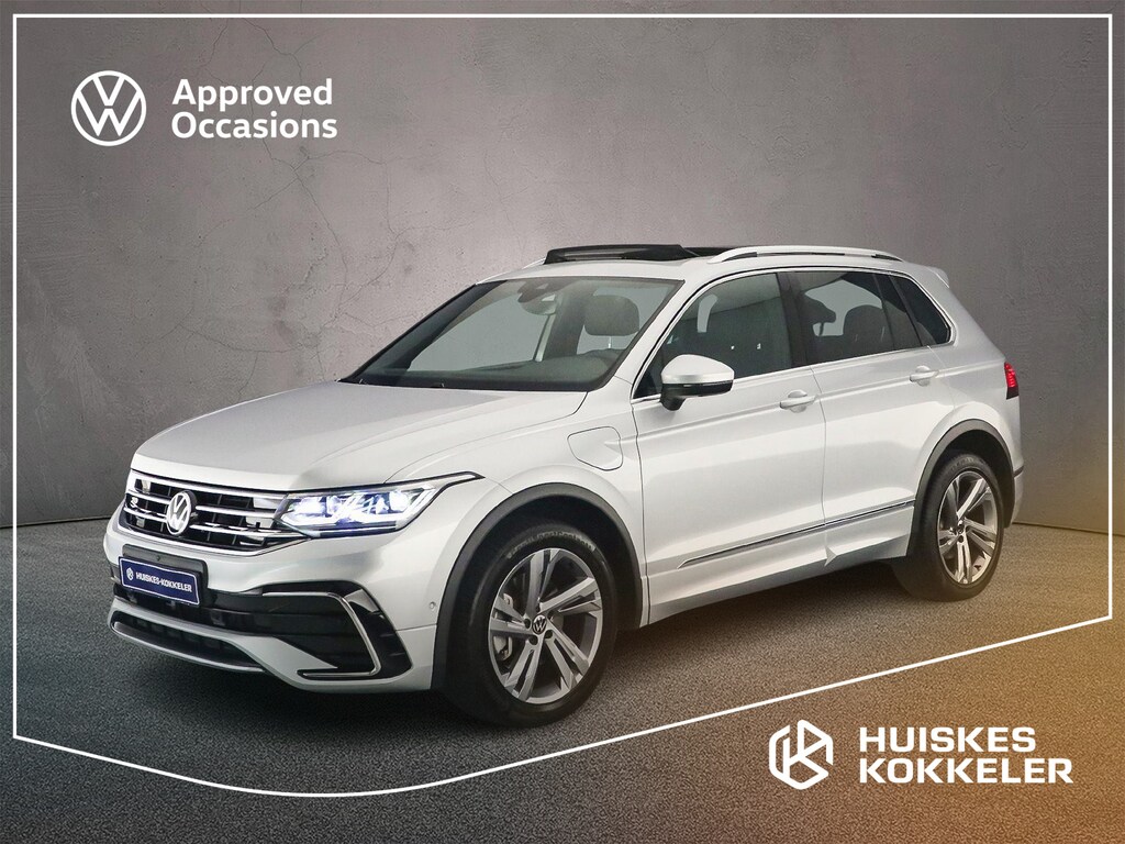 Volkswagen Tiguan R-Line Business+ 1.4 TSI eHybrid 245pk DSG Automaat Trekhaak, Panoramadak, 360 camera, Lederen bekleding, Adaptive cruise control, LED matrix koplampen