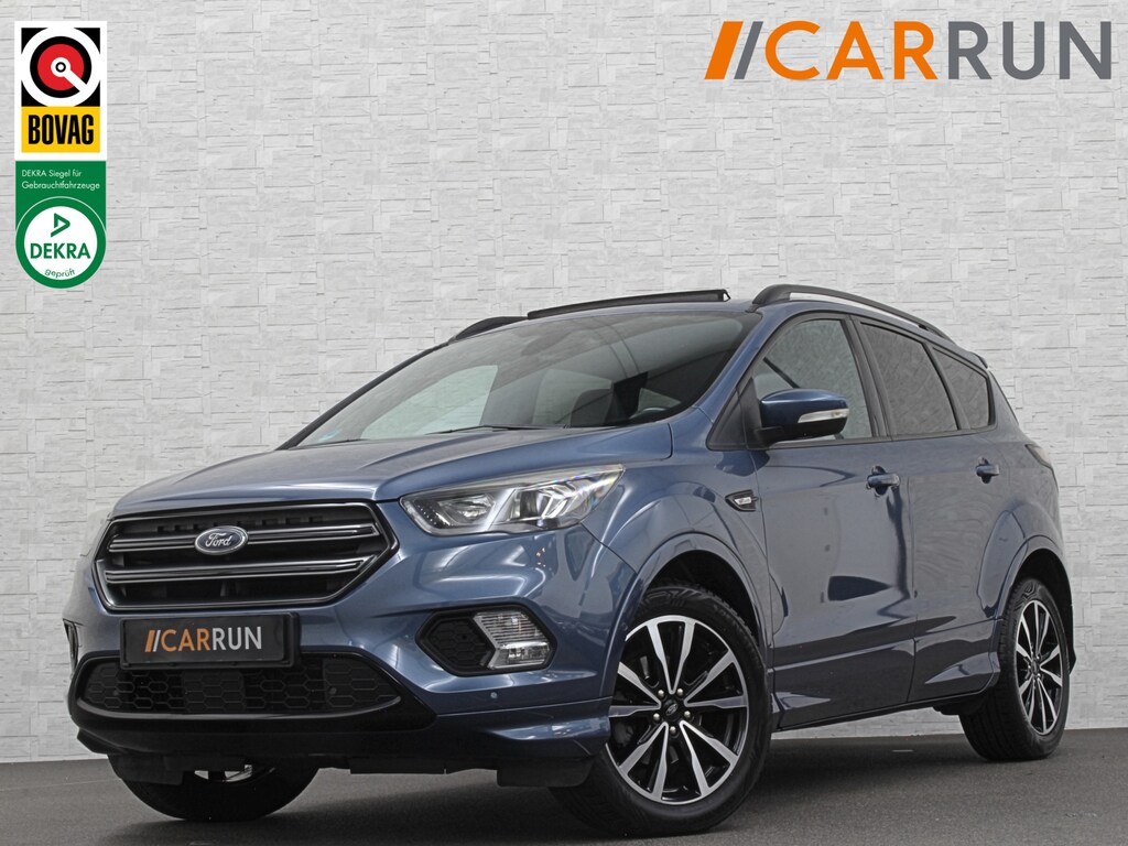 Ford Kuga 1.5 EcoBoost 150PK ST Line | Panorama | Trekhaak 2000kg Trekgewicht! | Navigatie | Carplay | Climate Control | Verwarmde Voorruit | Cruise Control | 18 inch | Getint Glas | Keyless-Start |