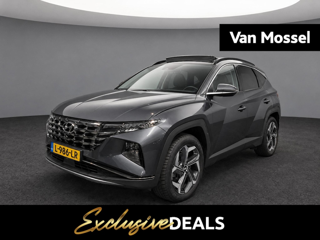 Hyundai Tucson 1.6 T-GDI PHEV Premium Sky 4WD | Trekhaak | Allseasonbanden | Apple Carplay/Android Auto | Navigatie | Achteruitrijcamera | Elektrisch glazen panorama-dak | Cruise control adaptief