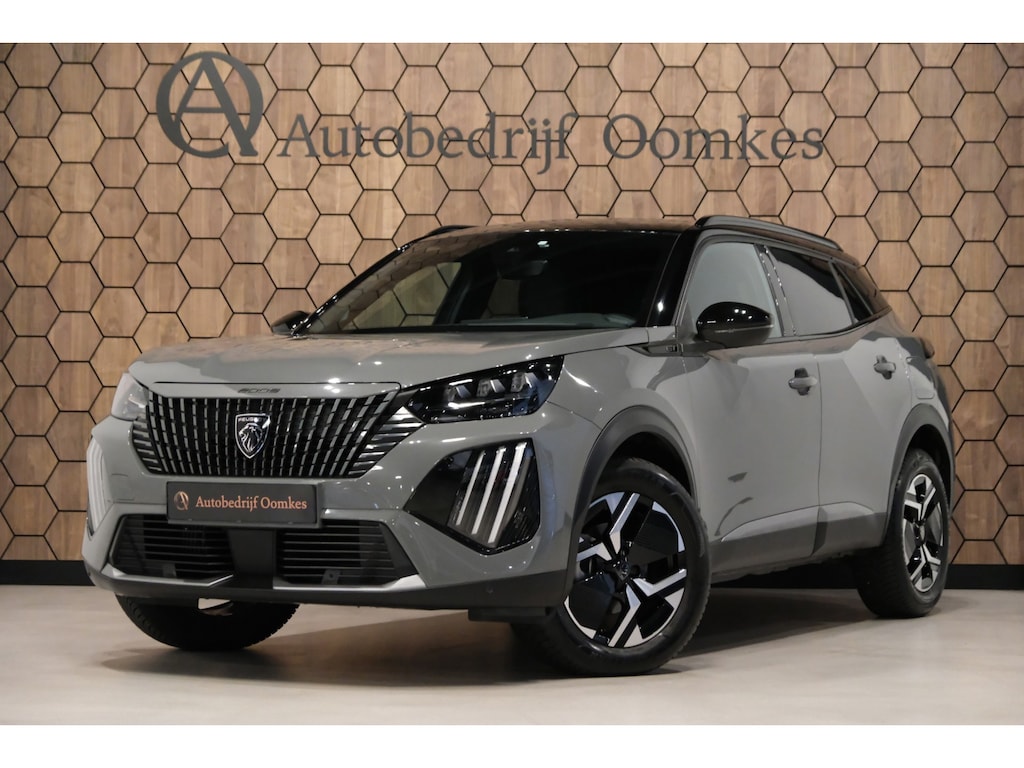 Peugeot 2008 1.2 PureTech 130 GT |UNIEK 1e Eig. 12.899km| Nardo Grey/Navigatie/Camera NIEUWSTAAT ALL-Season banden