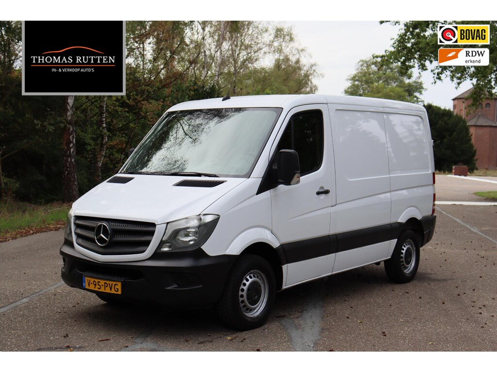 Mercedes-Benz Sprinter 211 2.2 CDI 325 2017 | Airco | Trekhaak | Elektrische Ramen | Centrale Vergrendeling | Boordcomputer | 2 Sleutels