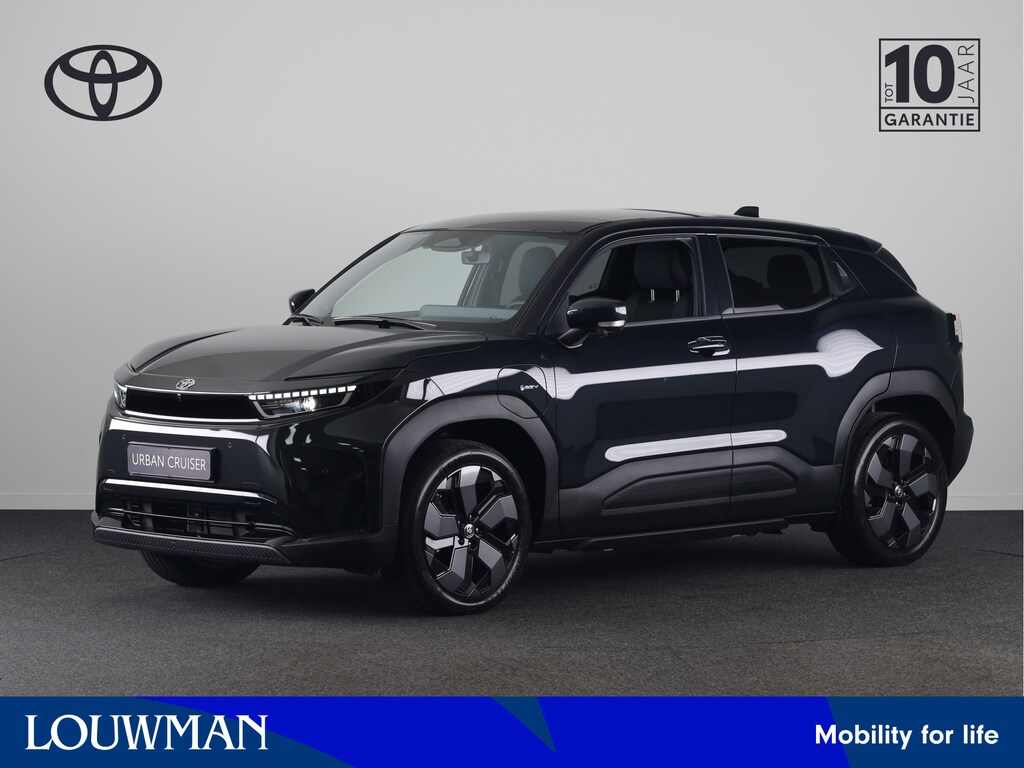 Toyota Urban Cruiser Executive 61 kWh *DEMO* | 360 Camera | Metaallak |