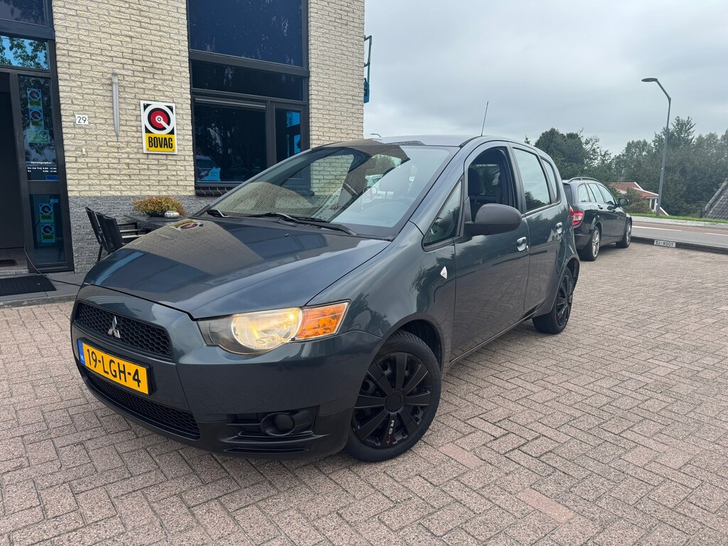 Mitsubishi Colt 1.1 Edition One- nap- nl auto