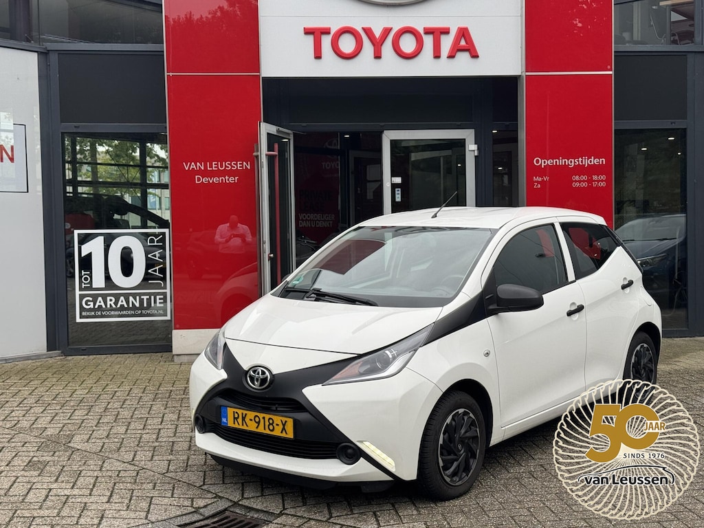 Toyota Aygo FUN 5-DEURS AIRCO EL-RAMEN LED-DAGRIJ BLUETOOTH