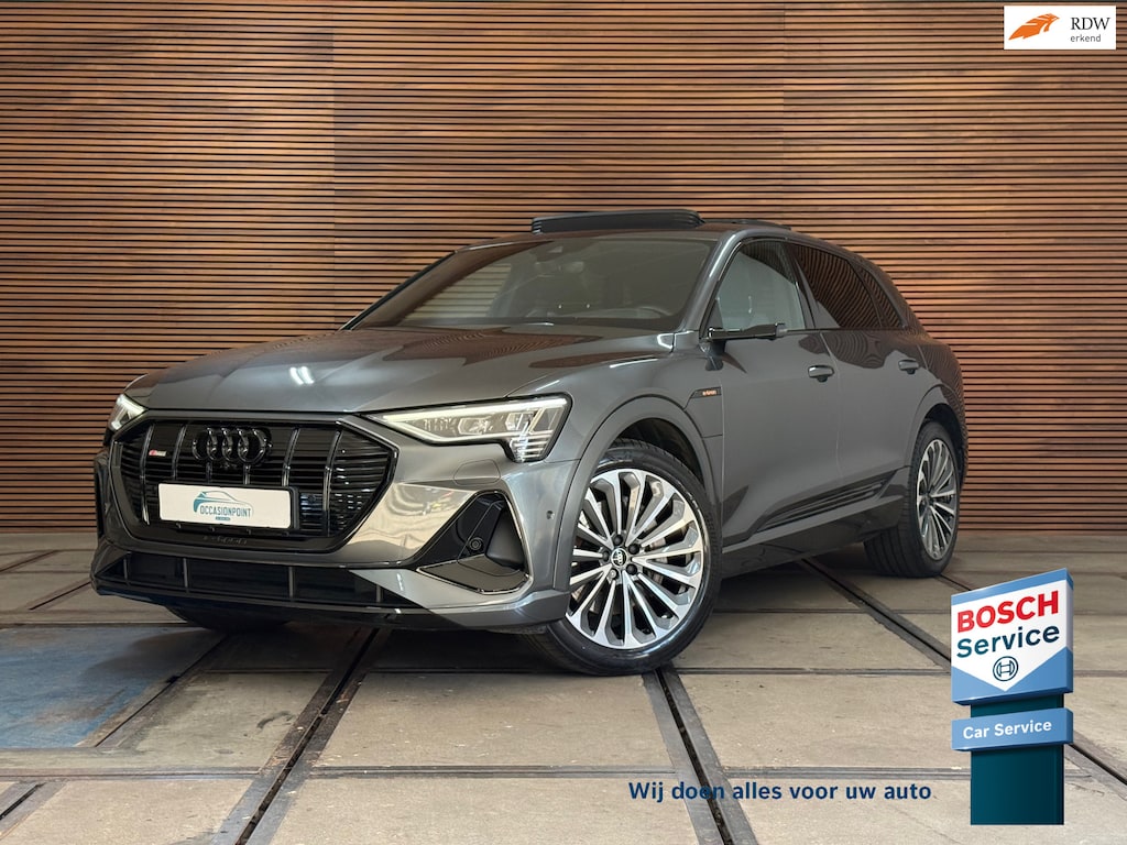 Audi E-tron 55 quattro S-line edition 95 kWh | 408PK | Pano | Trekhaak | 360 | Ambient+ |MMI+ | HuD |Tour Pakket | Luchtvering