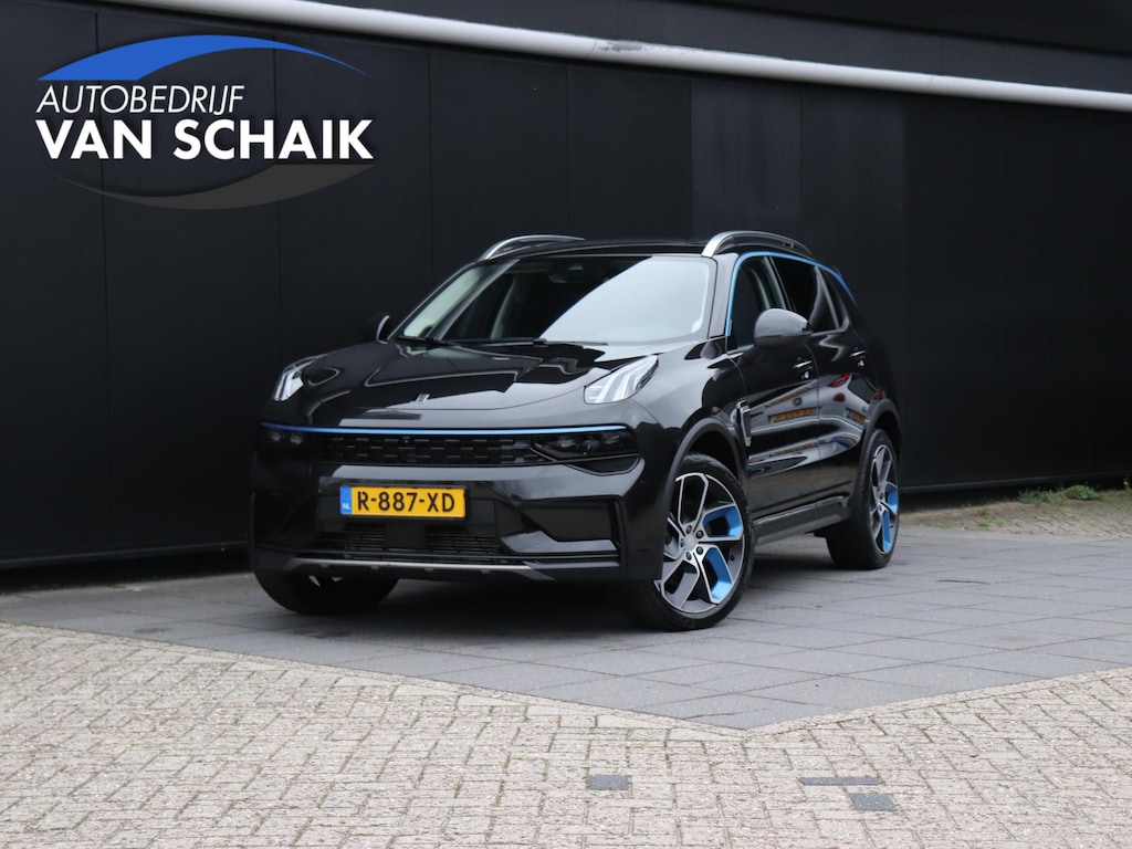 Lynk & Co 01 1.5 | PANO-DAK | MEMORY | 360° CAMERA | INFINITY AUDIO | STOELVERW. | APPLE CARPLAY | CRUISE | NAVI |