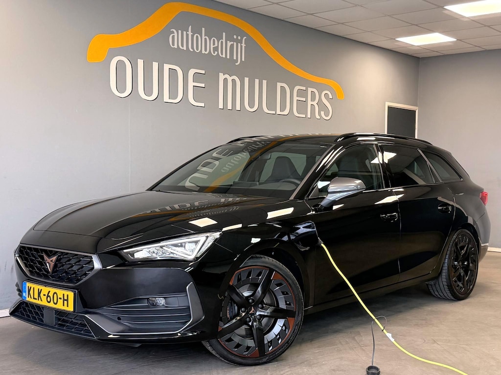 CUPRA Leon Sportstourer 1.4 e-Hybrid VZ Performance | SOH 97% | Trekhaak | Cruise | Carplay |Stoelverwarming |