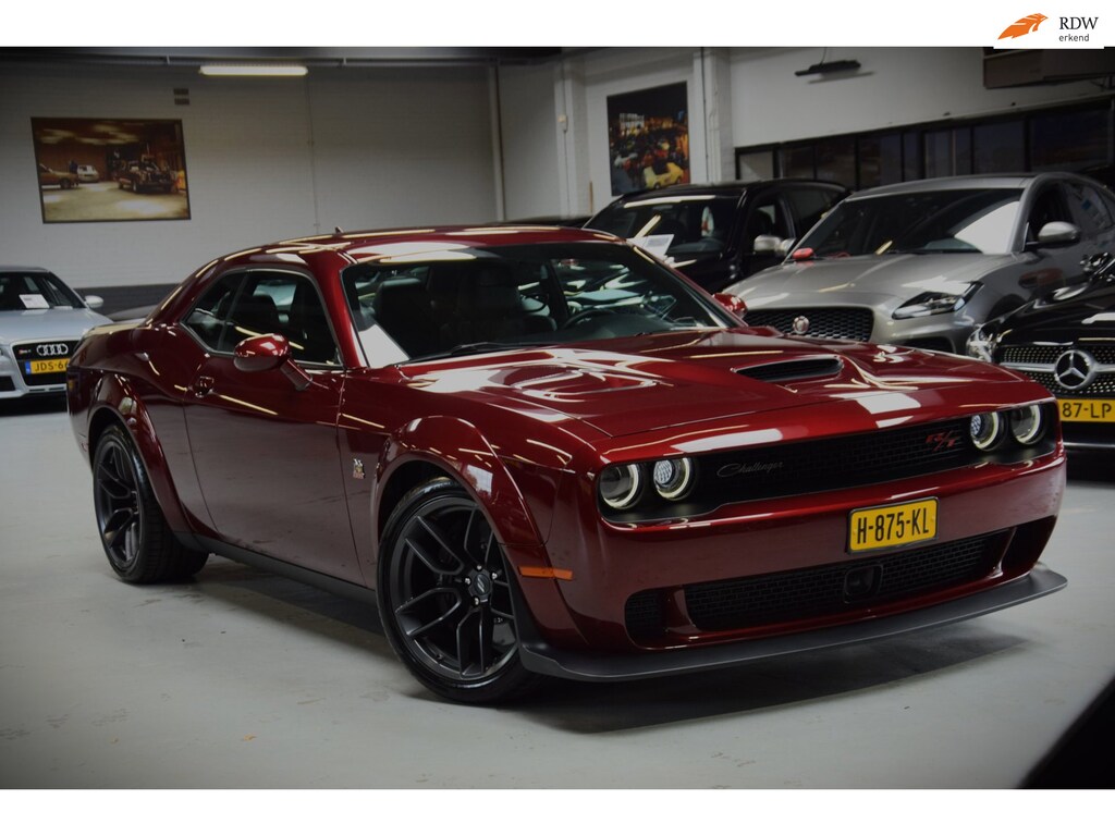 Dodge Challenger R/T SCAT PACK 6.4 ltr V8 492PK