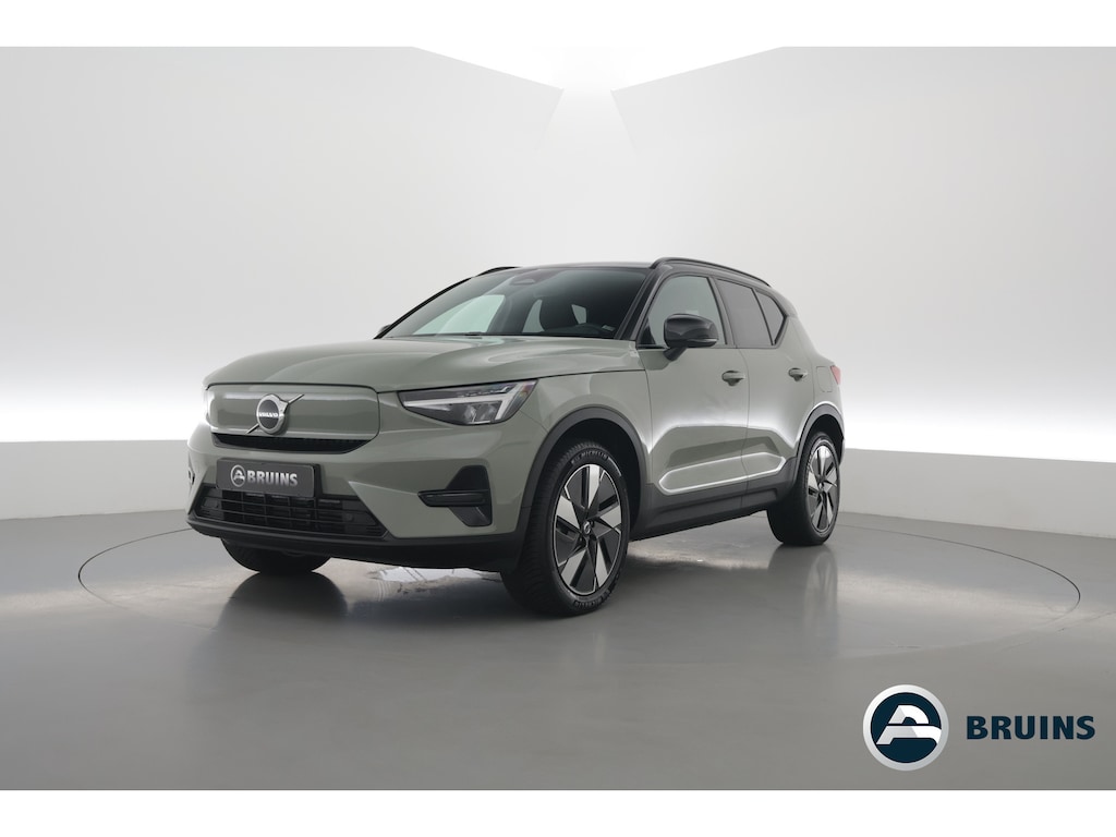Volvo XC40 Recharge Plus 70 kWh | Stoel + stuurverw. | Pilot Ass. | Blis | Warmtepomp | Camera |
