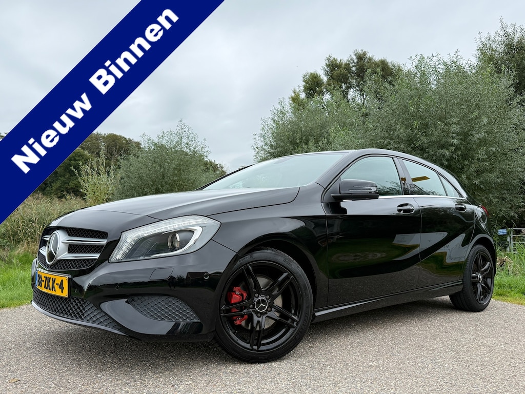 Mercedes-Benz A-klasse 180 Ambition Automaat | Navi | H-Leder | Origineel Nederlands | Clima | 17" Velgen | PDC | Cruise | LED |