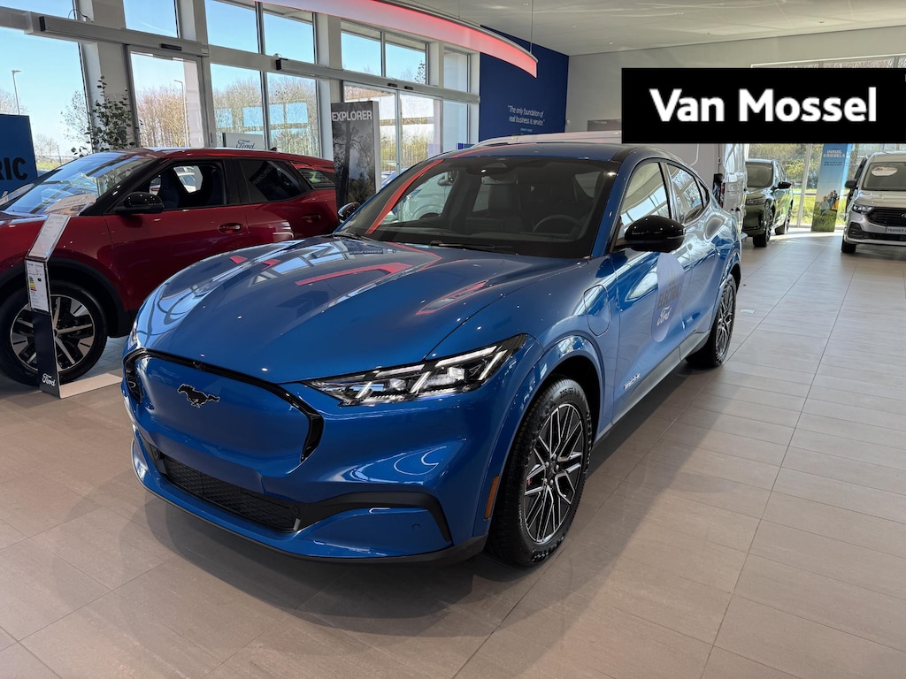 Ford Mustang Mach-E Extended Premium RWD 88 kWh | Direct leverbaar | €6856,- Ford voordeel | Camera + PDC | Adaptief Cruise Control | Clima | Stoelverwarming |