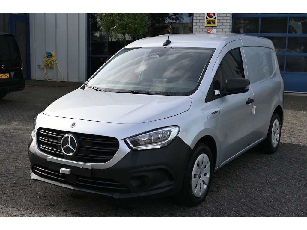 Mercedes-Benz eCitan 112 L1 51 kWh AC 22kW/DC 75kW, Climate controle, Smartphone integratiepakket