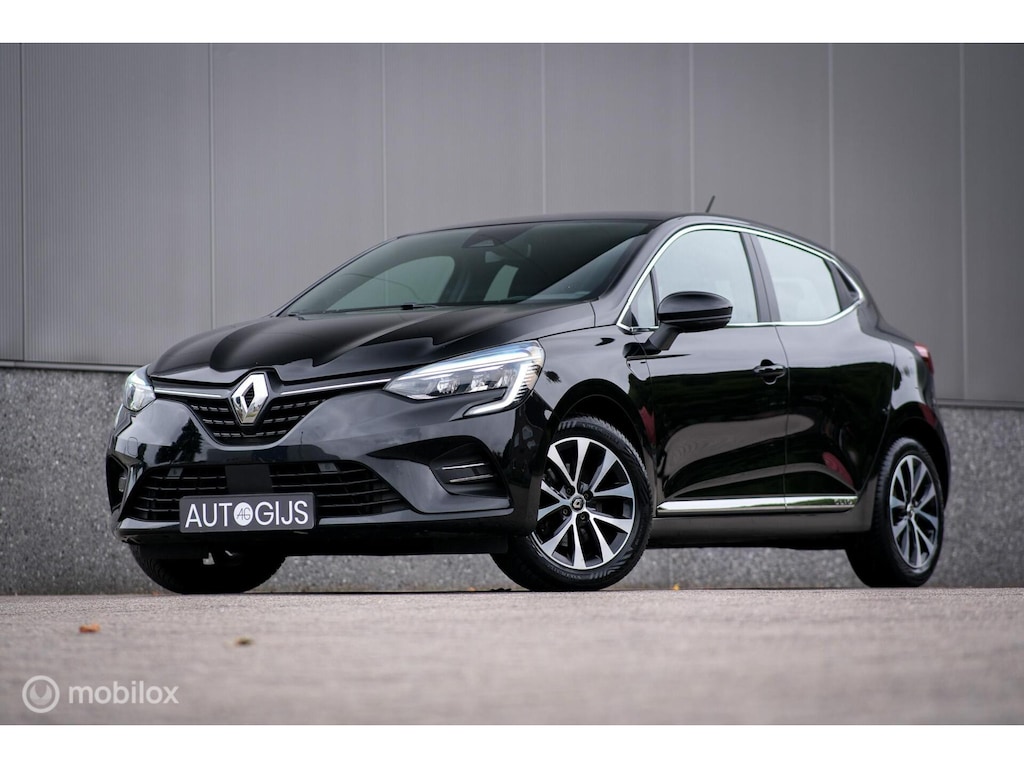 Renault Clio 1.3 TCe Intens 130 pk aut | LED | NL auto | Camera | Sportstoelen | DAB |