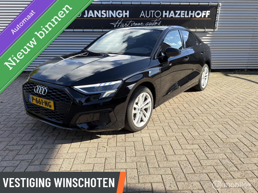 Audi A3 Limousine 30 TFSI Advanced edition | Navi | PDC Achter | Privacy glas |