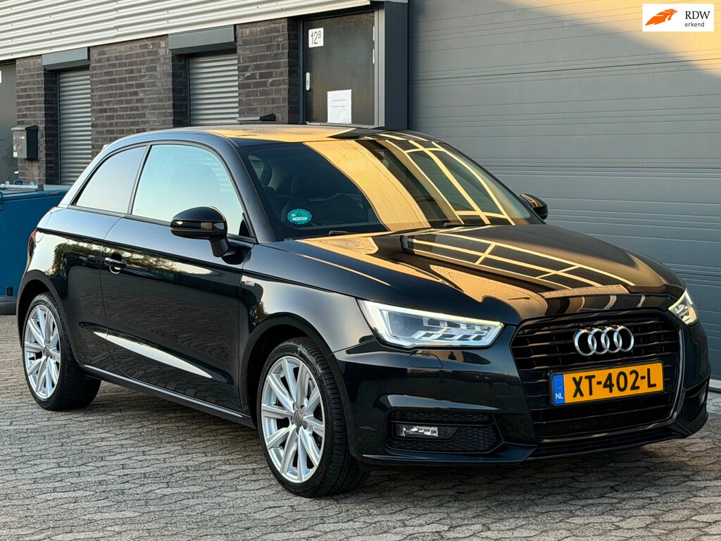 Audi A1 1.4 TFSI Sport S Line NAVI XENON CLIMA LED CRUISE PDC
