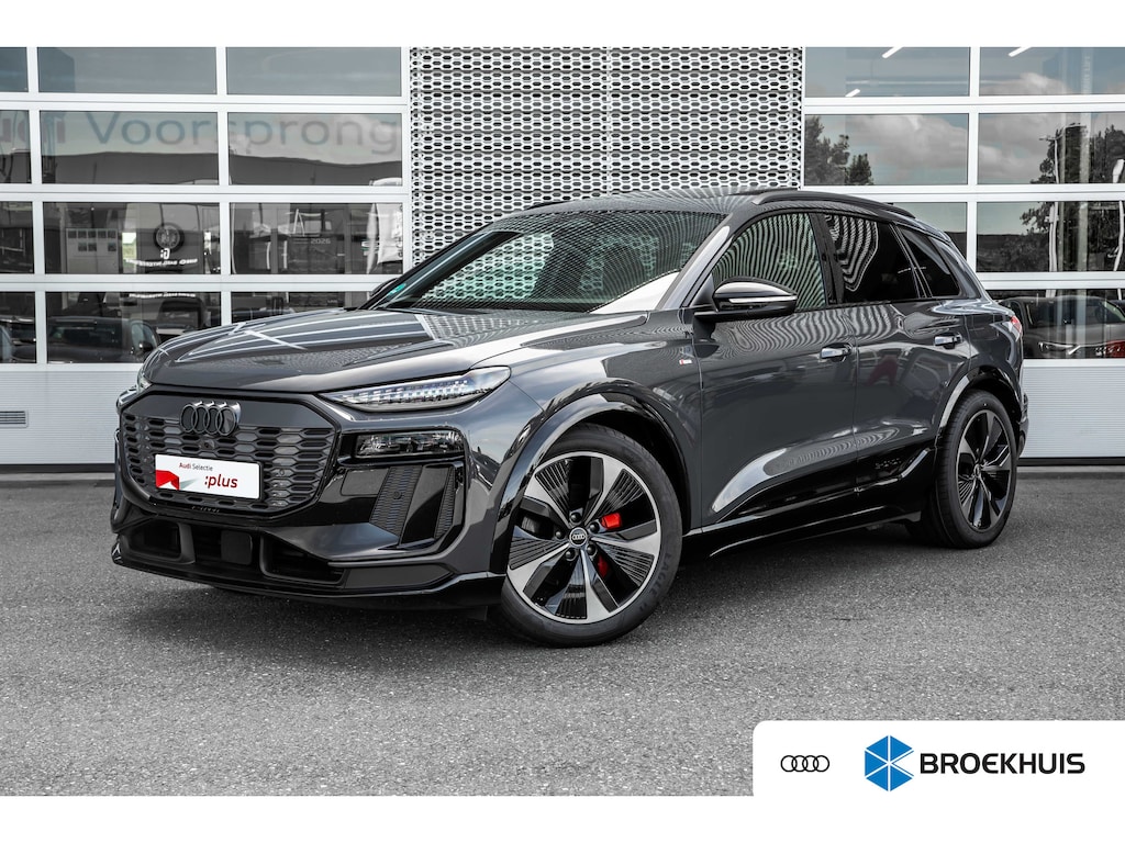 Audi Q6 e-tron edition 83 kWh | Panoramadak | Luchtvering | Trekhaak | Memory | 360 Camera | Leder |