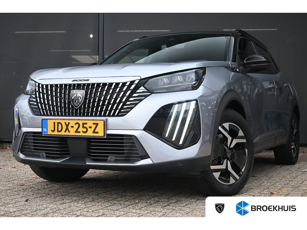 Peugeot e-2008 EV GT 54 kWh 94,44% SOH | Alcantara | Elektr. Stoelen | Navigatie | Stoelverwarming | Climate Control | Achteruitrijcamera | !!