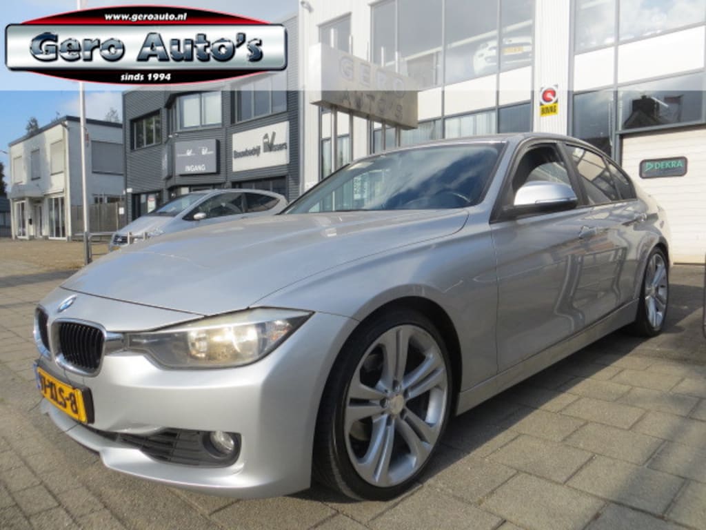 BMW 3-Serie 320i Executive sedan nl-auto 19 inch lmv nette auto !
