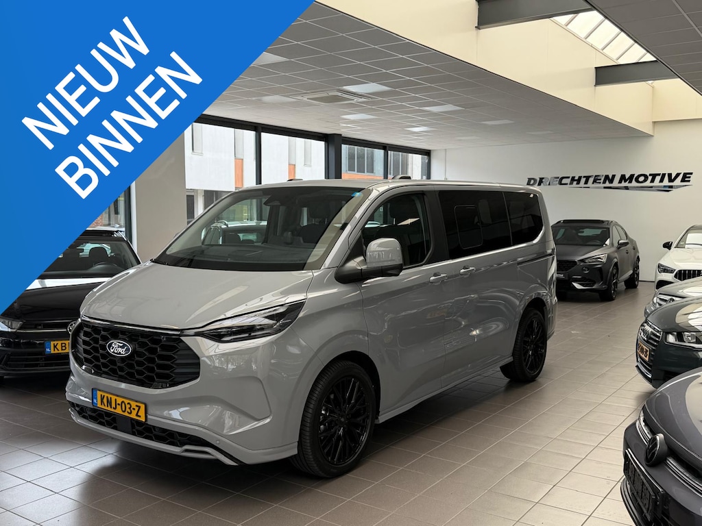 Ford Tourneo Connect Titanium PHEV L2 8p / Panorama / memory / led / ca