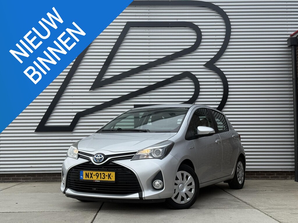 Toyota Yaris 1.5 Hybrid Aspiration Bi-Tone 2e Eigenaar|Clima|Cruise|Trekhaak|Elektr. Ramen|APK tot 06-2027