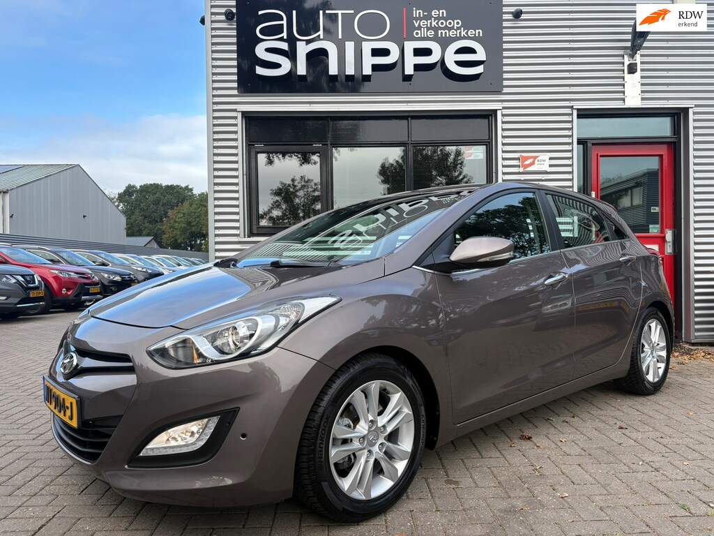 Hyundai i30 1.6 GDI i-Motion -AUTOMAAT-DAB+-CLIMA-CRUISECONTROL-KEYLESS-STOELVERWARMING-5 DEURS-PDC V+A-LICHT + REGENSENSOR-ETC.