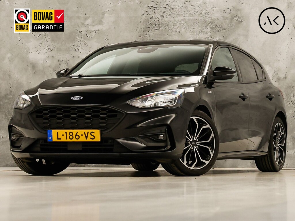 Ford Focus 1.0 EcoBoost Hybrid ST Line X 125Pk (APPLE CARPLAY, GROOT NAVI, STUUR/STOELVERWARMING, SPORTSTOELEN, GETINT GLAS, LED KOPLAMPEN, NIEUWSTAAT)
