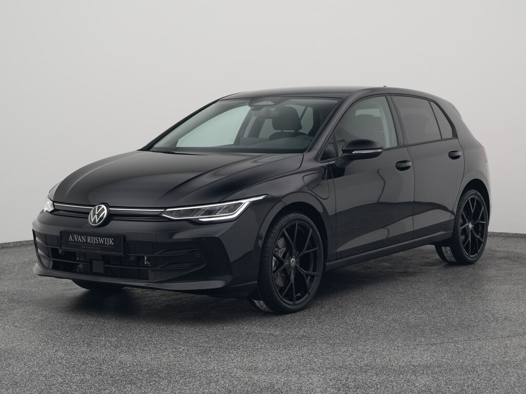 Volkswagen Golf 1.5 eHybrid Life Edition | CAMERA | ADAPTIVE | STOEL- EN STUURVERW.