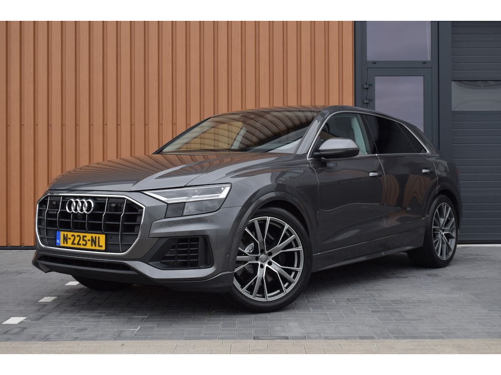 Audi Q8 55 TFSI e Quattro | Luchtvering | Trekhaak | B&O | Leer | 360 camera | 22"