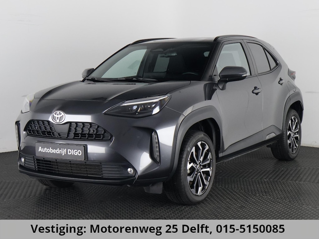 Toyota Yaris Cross 1.5 HYBRIDE DYNAMIC LUXURY GARANTIE TOT 2035 CLOUD  NAVIGATIE . PARKEERSENSOREN VOOR & ACHTER . STOEL/STUUR VERWARMING .