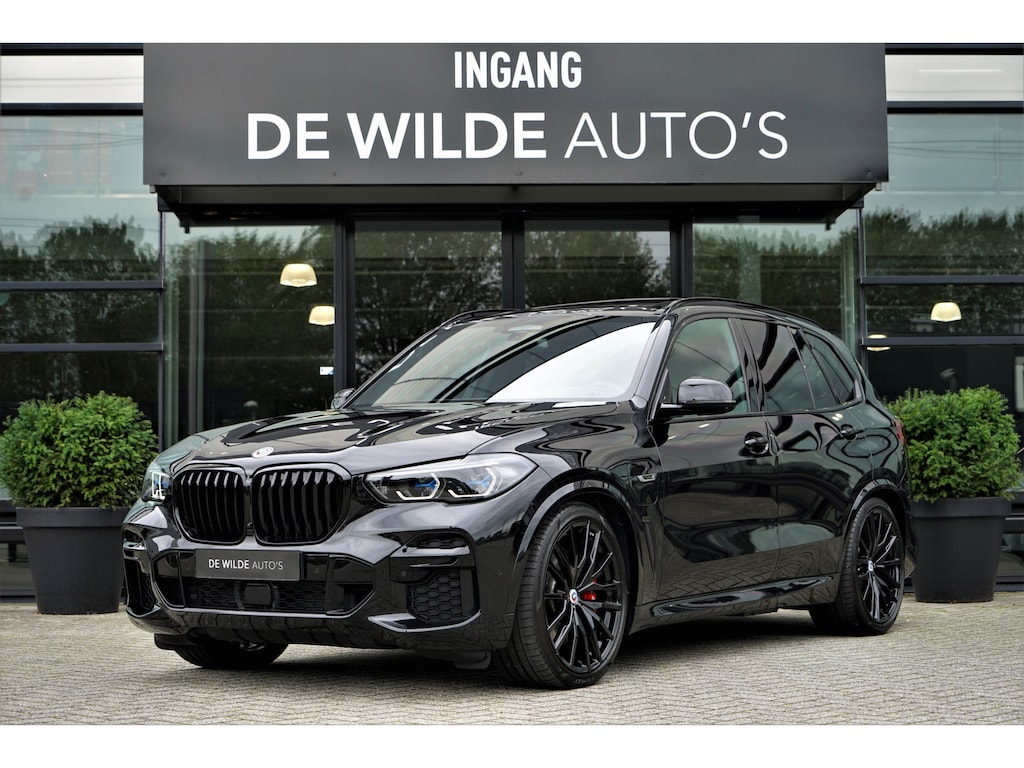 BMW X5 xDrive45e M-sport SkyLounge 4-wielsturing Massage Stoelventilatie Carbon