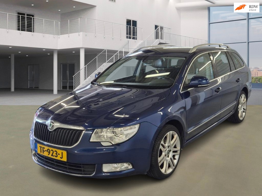Skoda Superb Combi 1.8 TSI Elegance Business Line AUT NAVI PSENSOR CRUISE LEDER 2 X SLEUTELS
