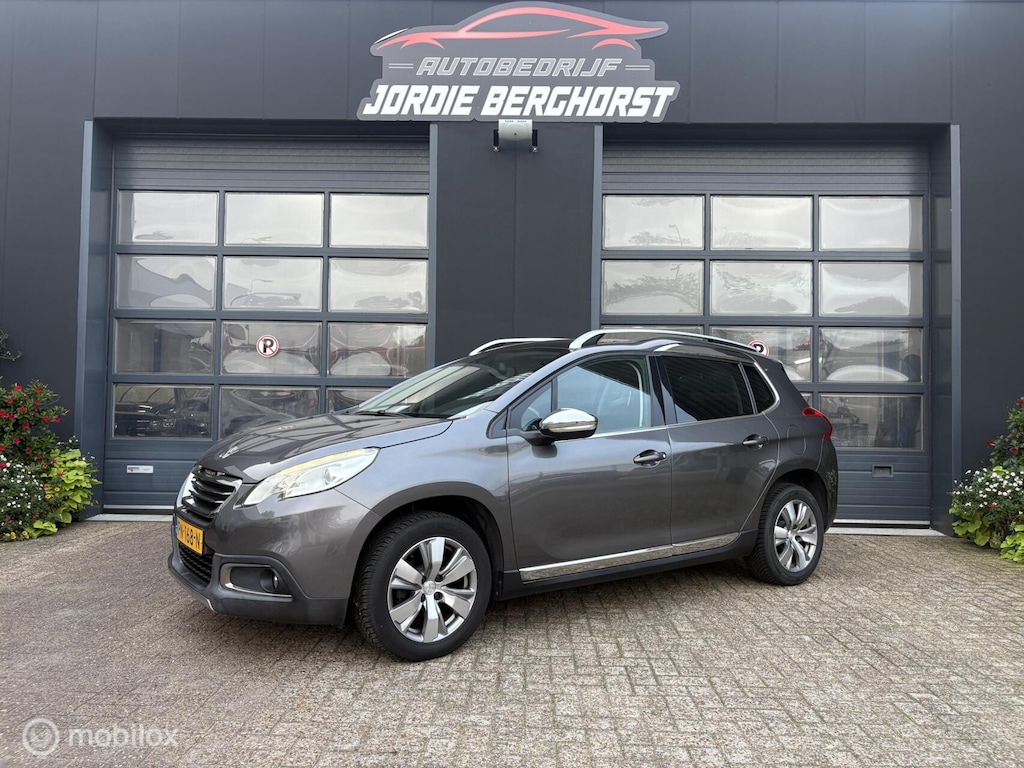 Peugeot 2008 1.2 PureTech Allure Automaat Pano
