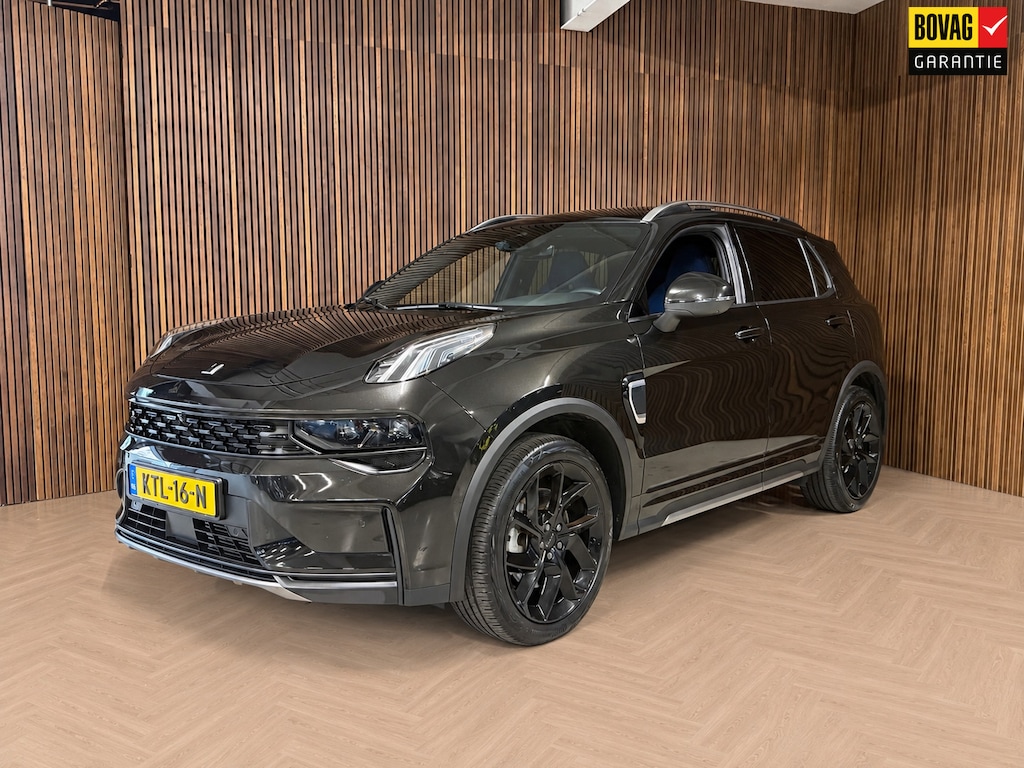 Lynk & Co 01 1.5 - Black line - Autotrust
