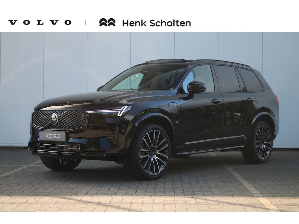 Volvo XC90 T8 Plug-in hybrid AWD Ultra Dark Exec. Ed. | Eerste registratie sept. 2026 | Gelaagde Ruiten Rondom | Panoramisch Schuif-/Kanteldak | Luchtvering | Verwarmbare voorstoelen met massagefunctie en ventilatie | Bowers & Wilkins High End Audio | Head-up display | 360 Camera |