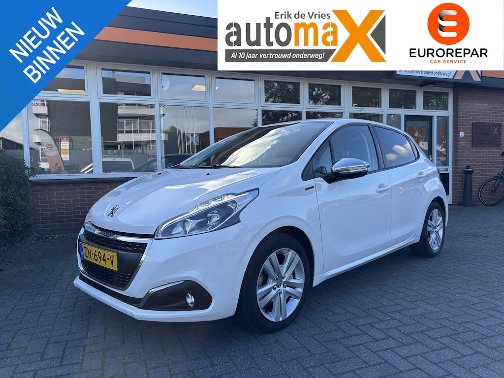 Peugeot 208 1.2 PureTech Signature |Navi|Bleutooth|