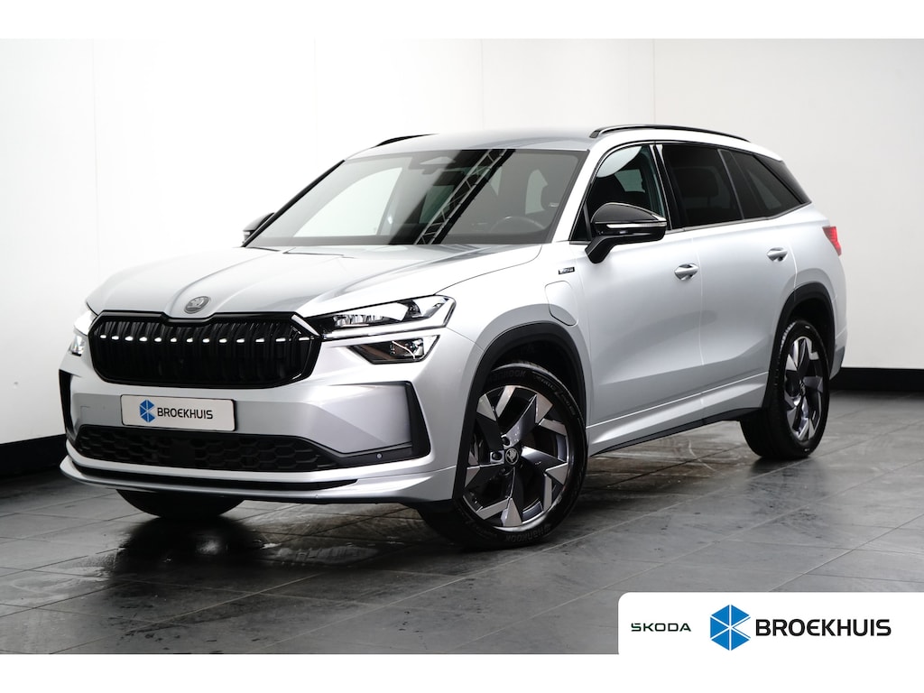 Skoda Kodiaq Skoda 1.5 TSI iV 204pk Sportline | Achteruitrijcamera | Dode-hoek detectie | Elektrische stoelen met geheugen | Elektrische achterklep | Stoelverwarming voor