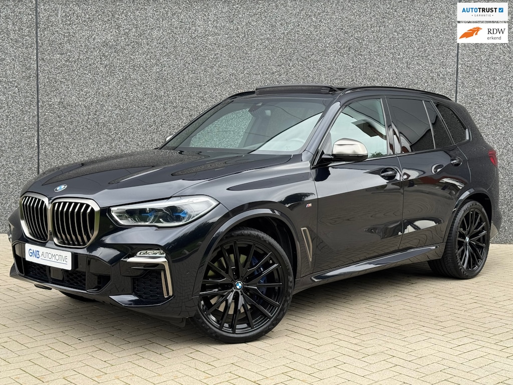 BMW X5 M50d High Executive | Pano | Trekhaak | Laser | Dodehoek assistent | Memory stoelen | ACC | Soft close | Camera |