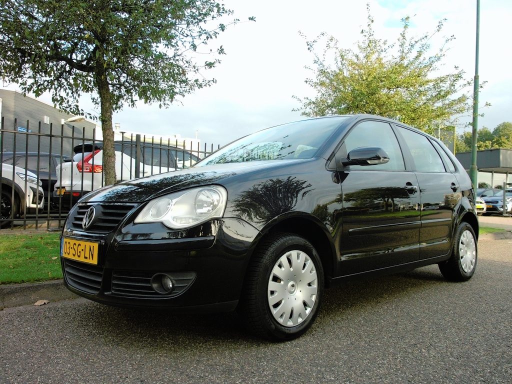Volkswagen Polo 1.4 55KW Comfortline Airco T-haak Nwe APK