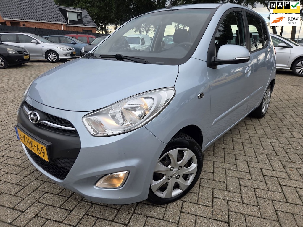 Hyundai i10 1.2 i-Vision 2013. Automaat/Airco/Cruise etc.. APK 08-2027