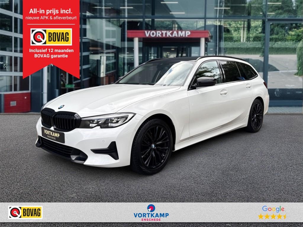 BMW 3-Serie 318I SPORTLINE M-PAKKET TREKHAAK/LEDER/CAMERA/STOELVERW/E-KLEP/CRUISE