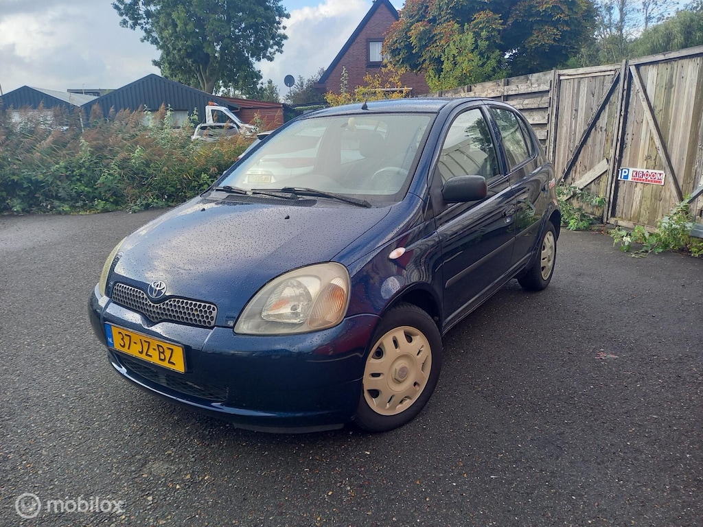 Toyota Yaris 1.3-16V VVT-i Luna/ Airco / NAP / 5deurs