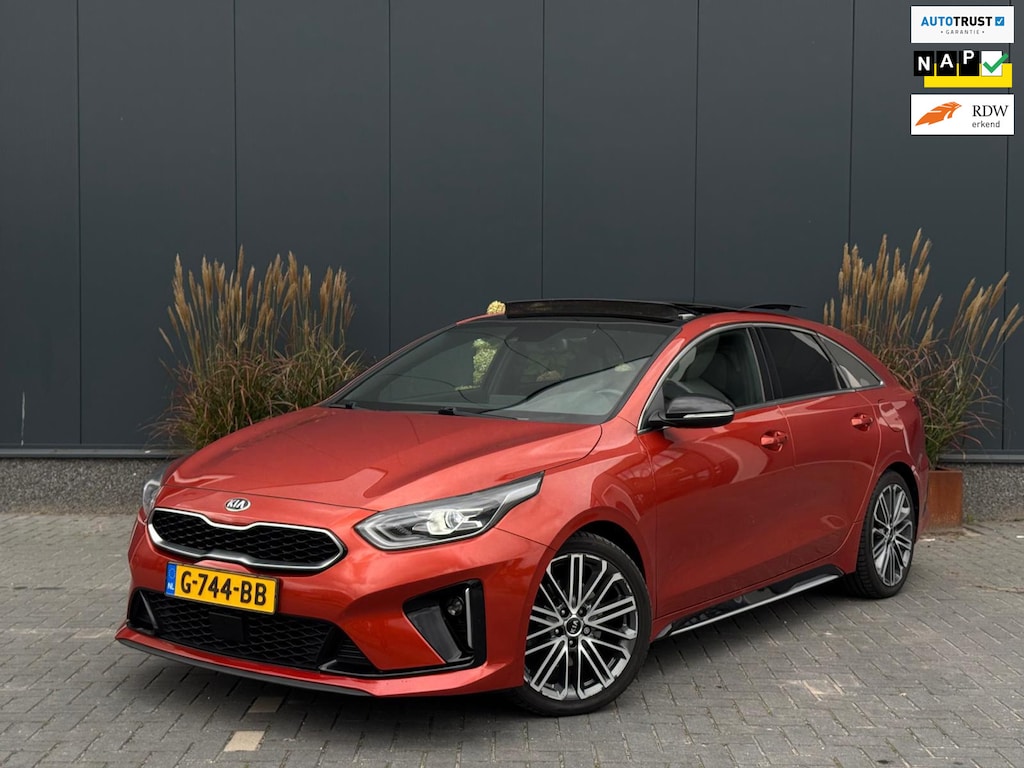 Kia ProCeed 1.4 T-GDI GT-PlusLine FULL PANO|LEDER|MM SEATS|LED