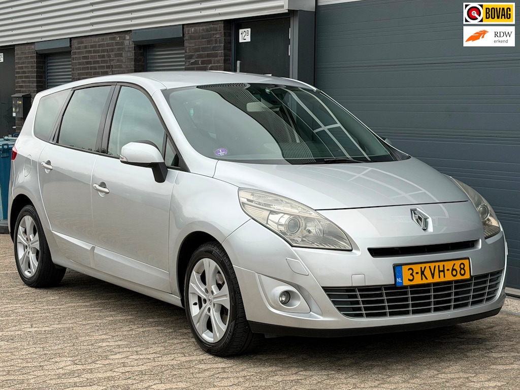 Renault Grand Scenic 2.0 Dynamique 7p. NAVI CLIMA CRUISE TREKHAAK PDC
