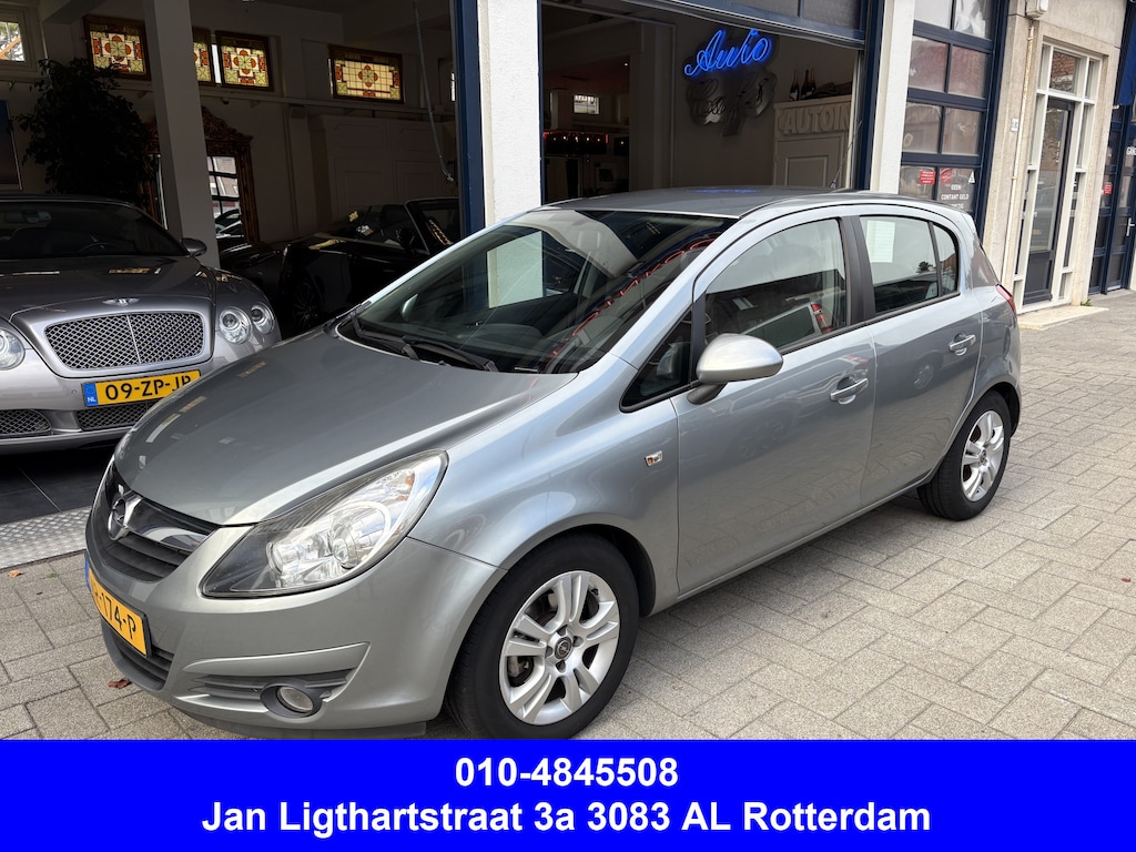 Opel Corsa 1.4-16V 5-DEURS/AIRCO/L.M VELGEN